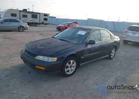 1994 Honda Accord Lx/Ex из США, поврежденный, VIN 1HGCD563XRA050834